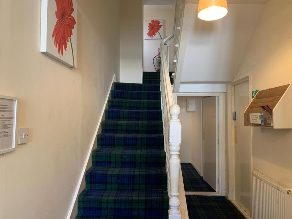 Budget Rooms Inverness Exteriör bild