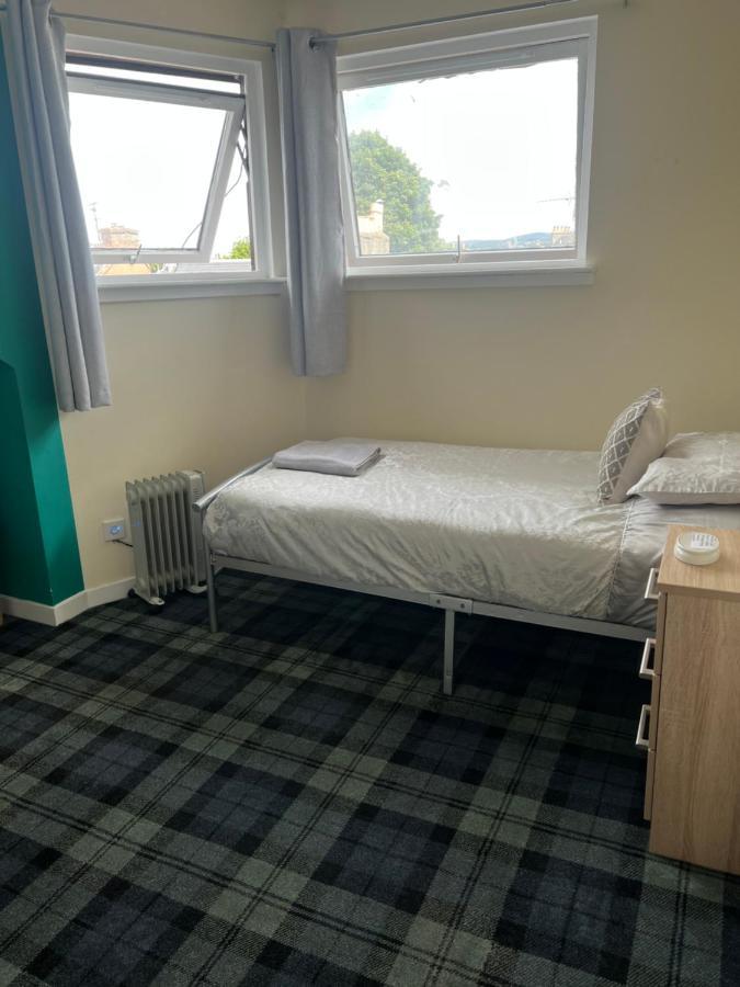 Budget Rooms Inverness Exteriör bild