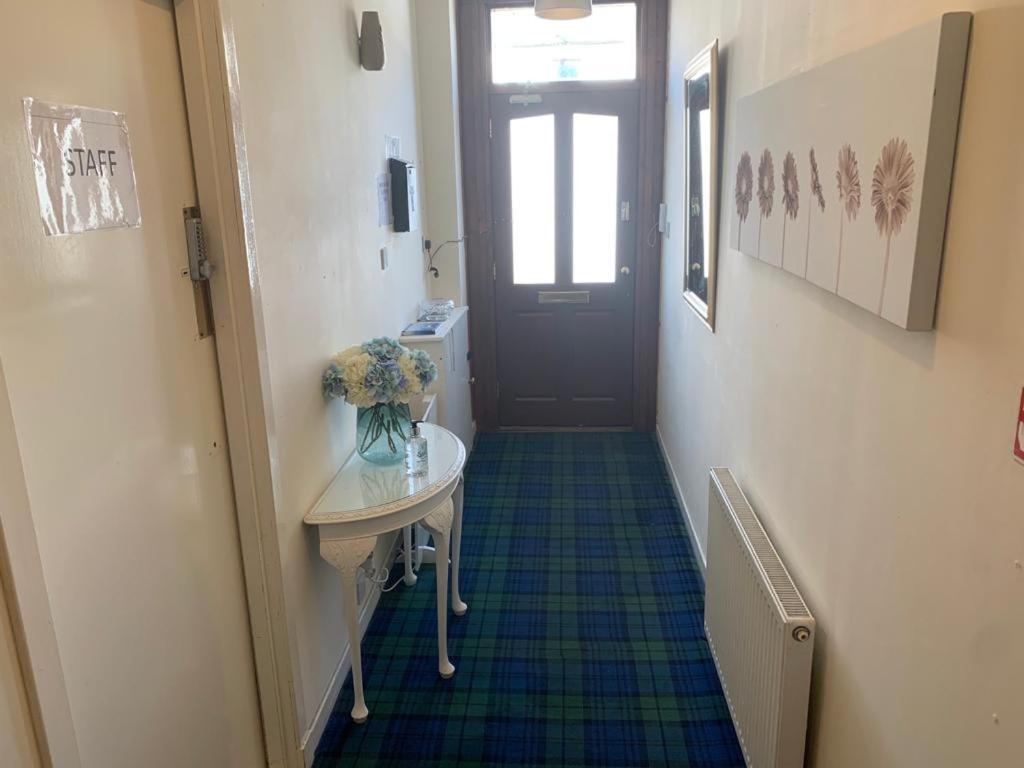 Budget Rooms Inverness Exteriör bild
