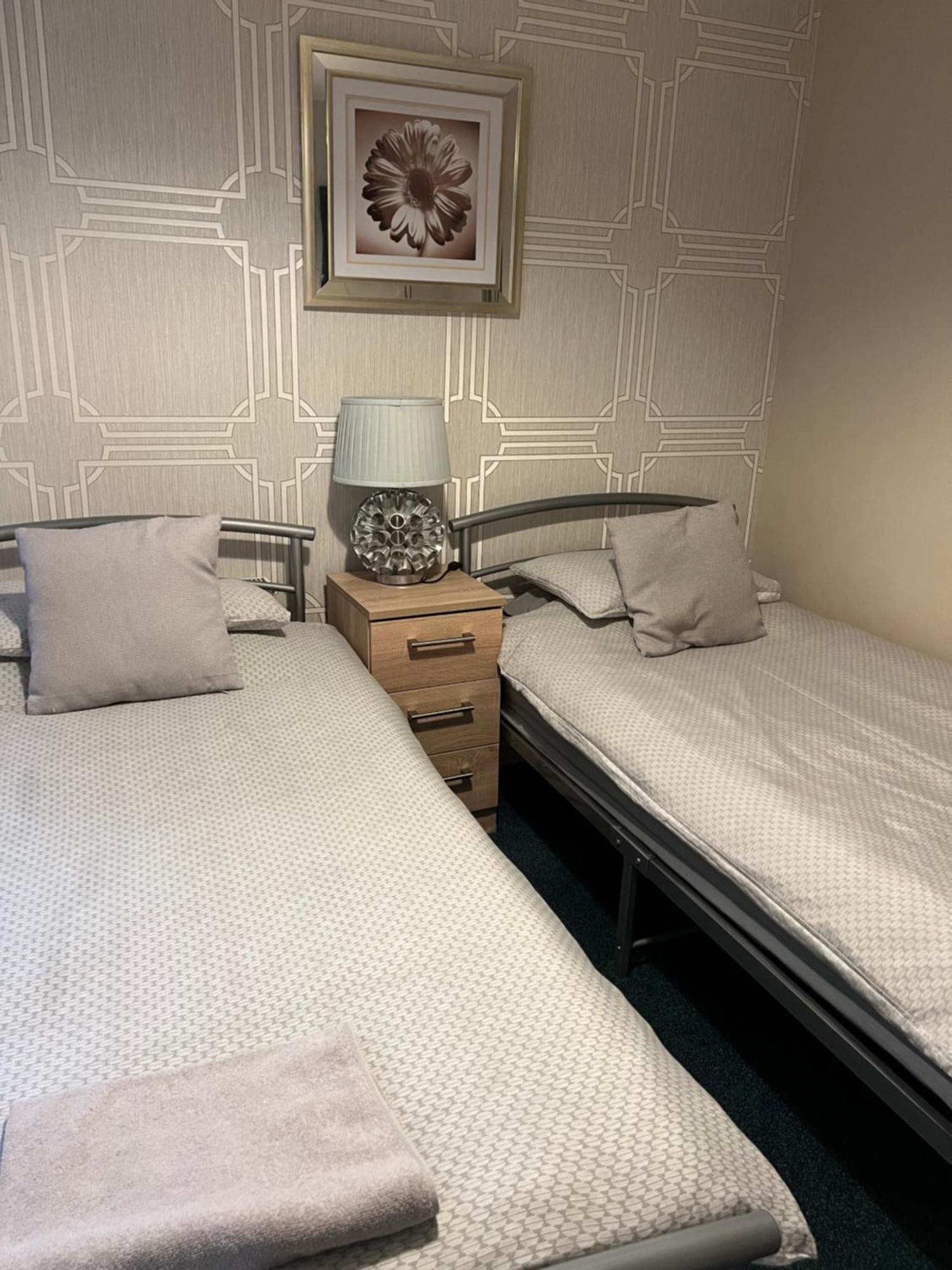 Budget Rooms Inverness Exteriör bild