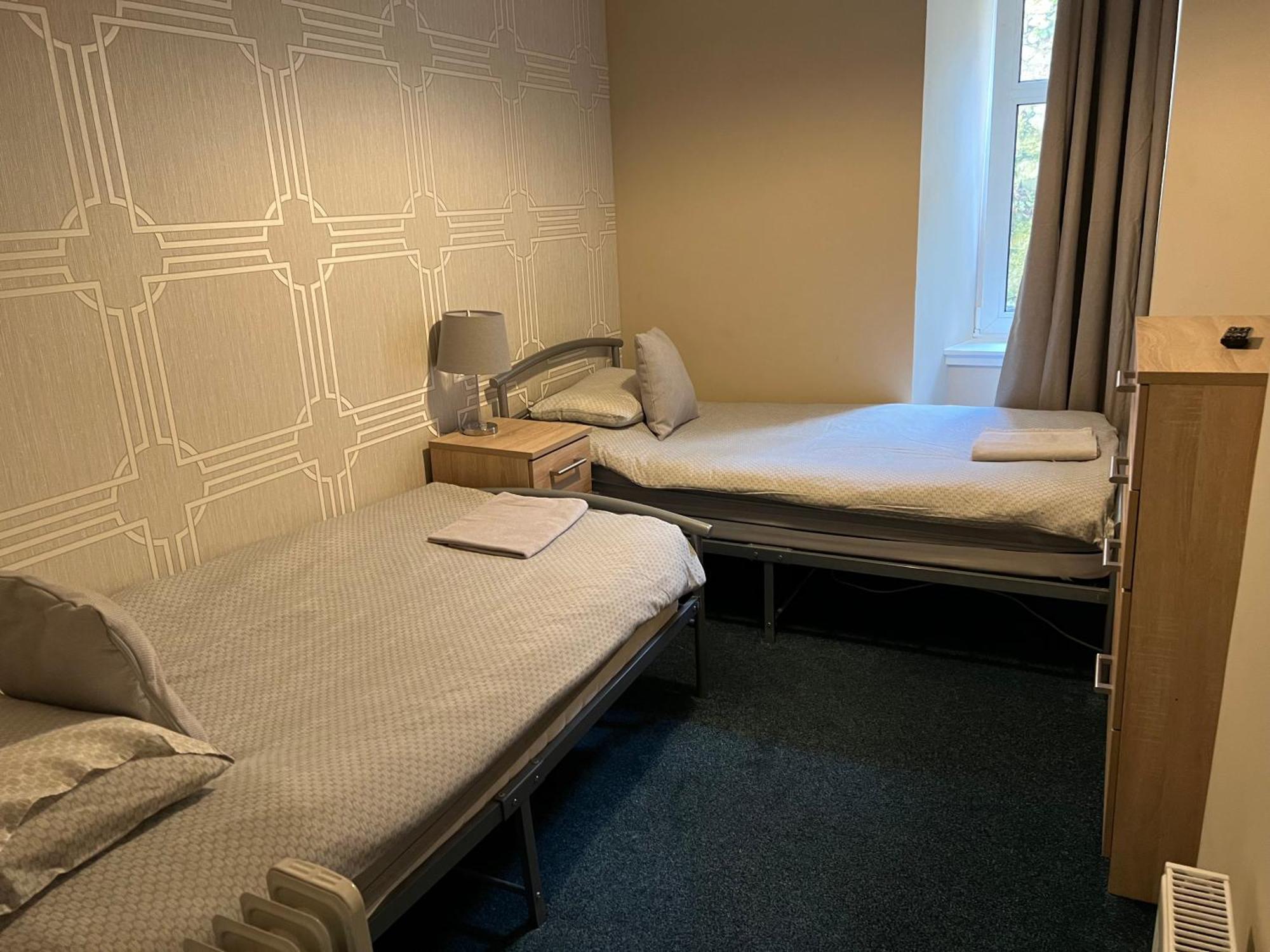Budget Rooms Inverness Exteriör bild