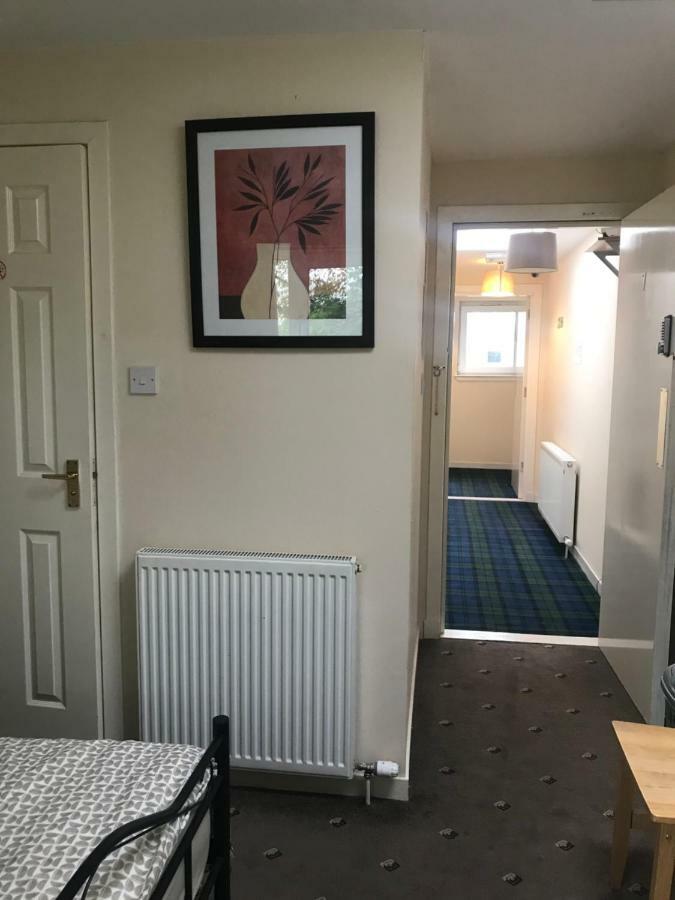 Budget Rooms Inverness Exteriör bild